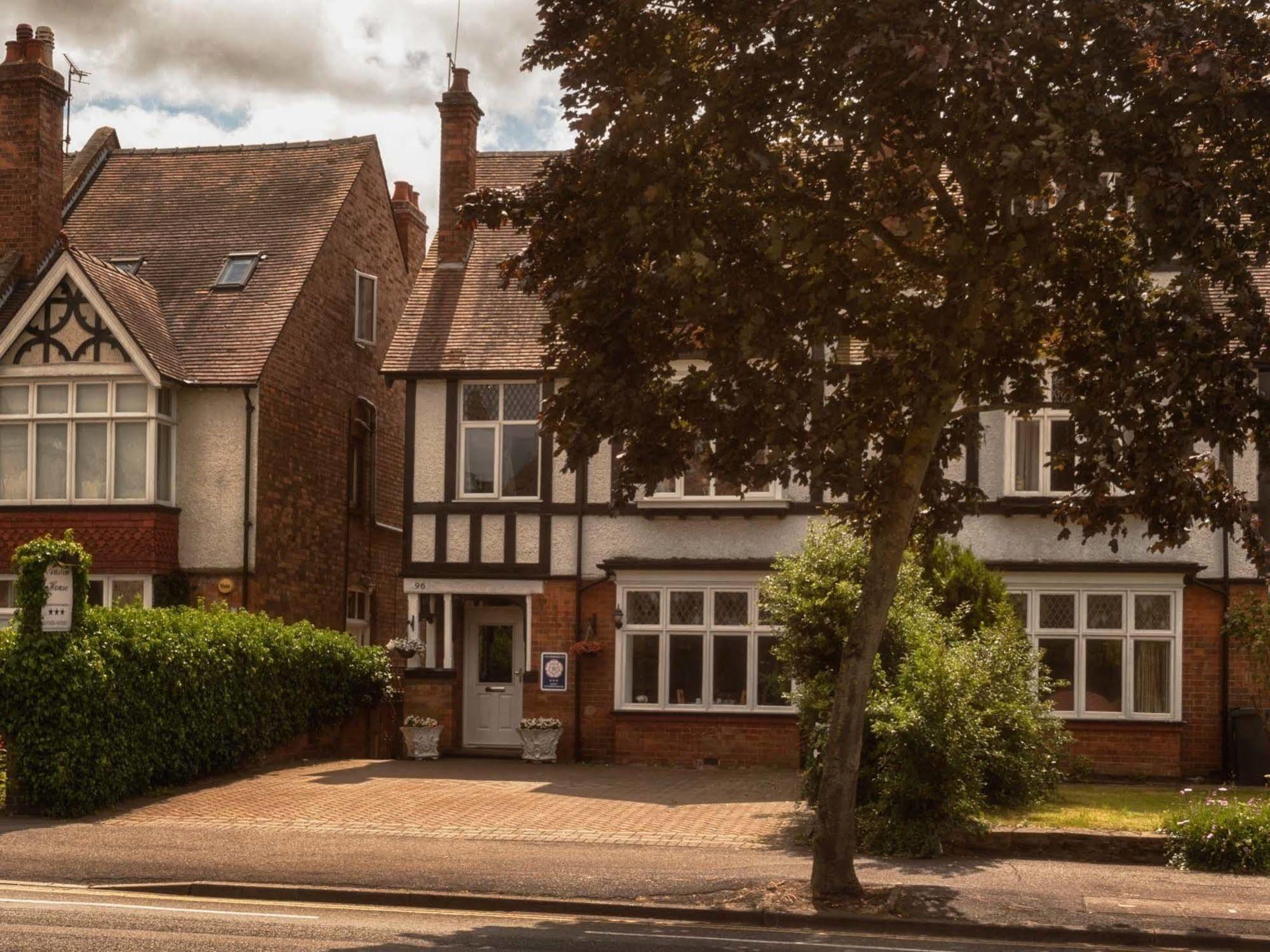 Austin Guest House Warwick  Buitenkant foto